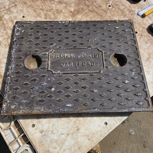 Cast iron manhole - iron, 641mm