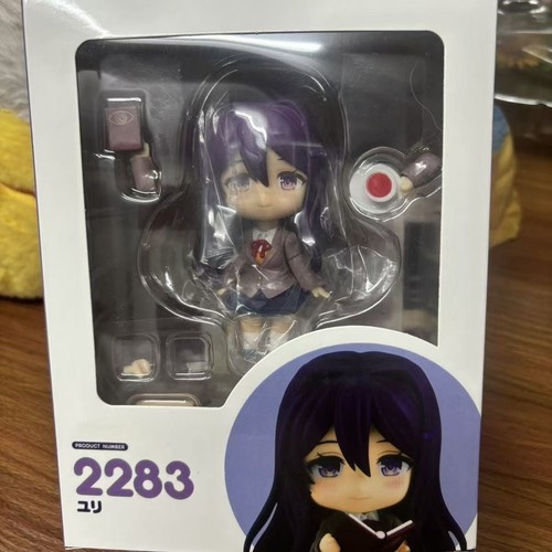 Nendoroid 2283 yuri doki - yuri,