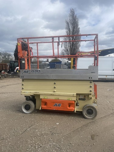 Scissor lift access - lift, platform
