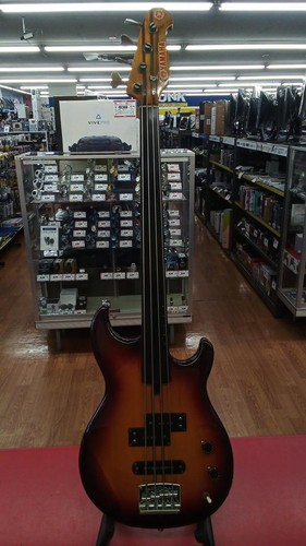 Yamaha fretless bass - yamaha, bb2000