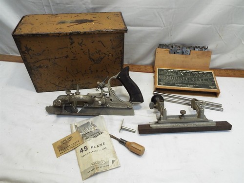 Stanley combination plow - 45,