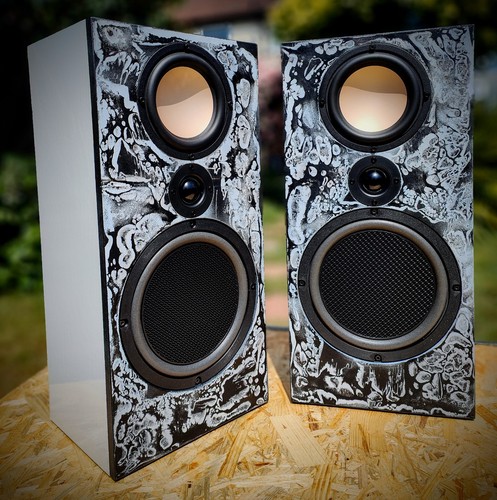 Aurora rose monolith speakers - rose,