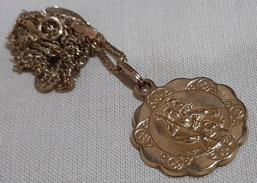 Beautiful 9ct yellow gold - 9ct,