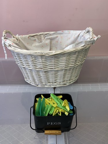 White wicker laundry basket