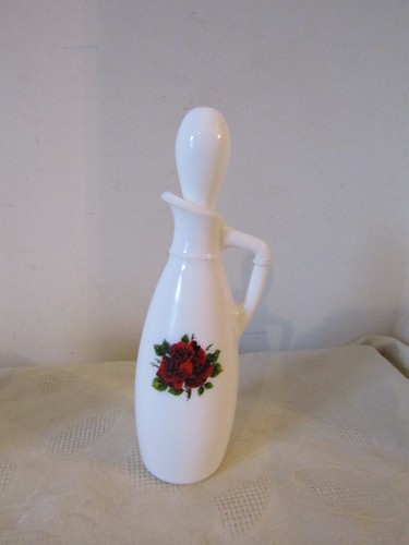 Vintage retro milk - retro, red
