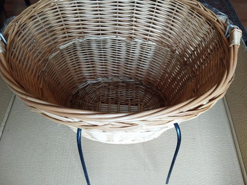 Vintage wicker bike basket - wicker,