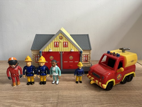 Fireman sam fire station - sam, &