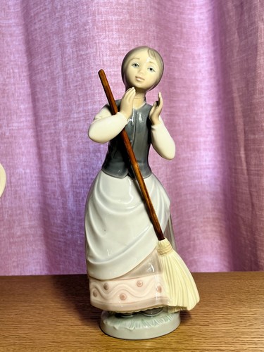 Lladro daisa 1978 - daisa, girl