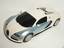 Scalextric - DIGITAL Bugatti Veyron White/Silver Road Car - Nr. Mint Cdn