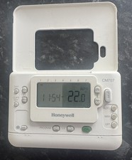 Honeywell CM707 Programmable