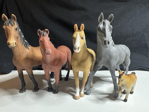 Vintage plastic toy horses lot - toy,