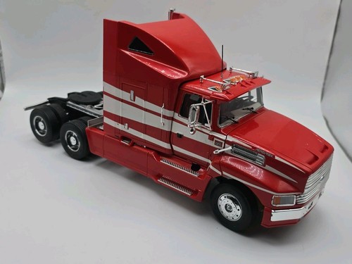 Italeri ford aeromax truck pre - aeromax,