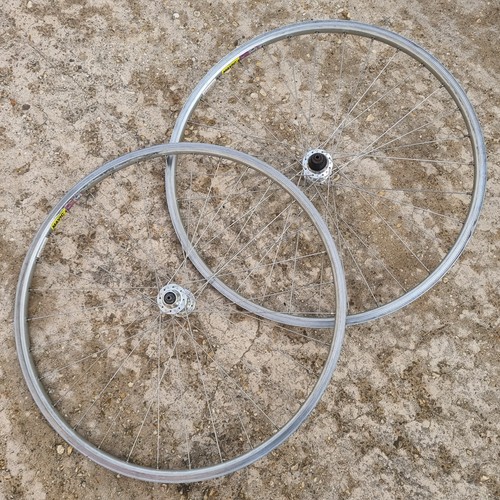 Kona javva hub and shimano - hub,