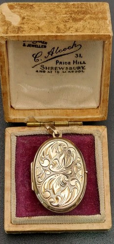 Large 9ct gold photo - large, locket
