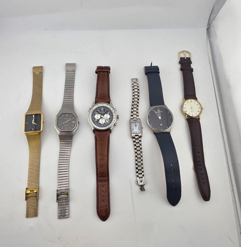 Lot faulty watches - of, 6
