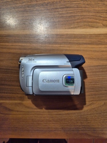 Canon md205 camcorder silver - canon,