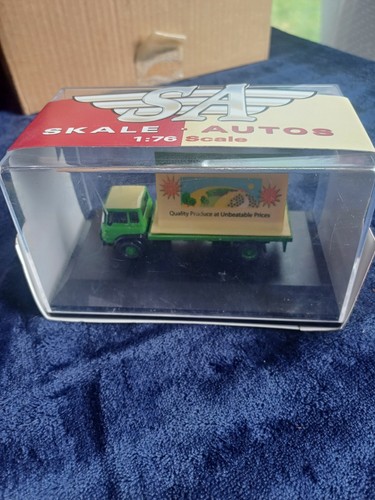 Hornby scale autos bedford - scale,