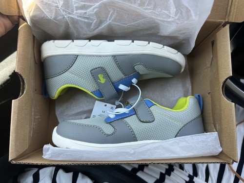 See kai run tenny - run, gray