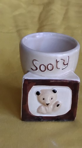 Keele pottery sooty tv - keele,