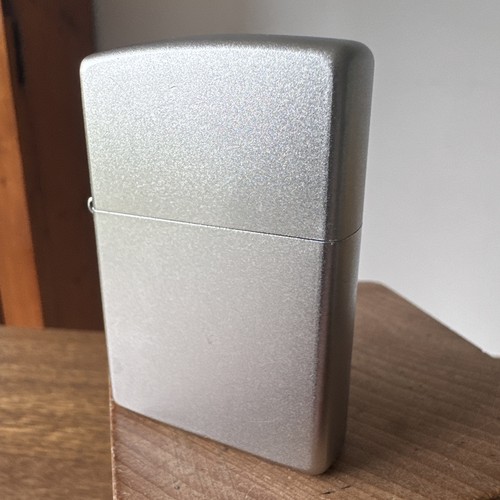 2000 xvi zippo lighter - xvi,