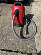 MIELE S316i Cat & Dog 1500W