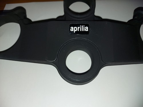 Aprilia yoke badge falco - yoke,