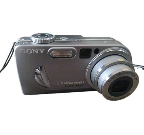 Sony digital camera cybershot - sony,