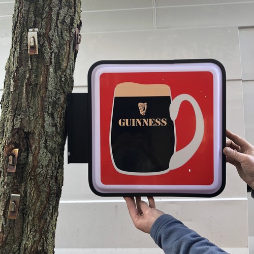 Guinness lighted sign - lighted,
