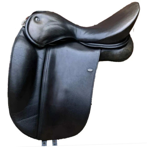 Size wow dressage saddle - dressage,
