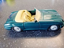 Maisto  MGRV8 1:37 MCToy