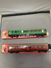 HORNBY DUBLO 4063 & 4055 2-rail mainline coaches BOXED in excellent condition/