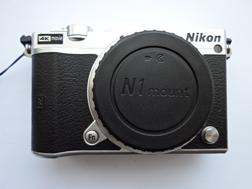 Nikon similar - (body,