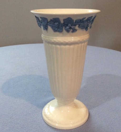 Wedgwood embossed queensware - embossed,