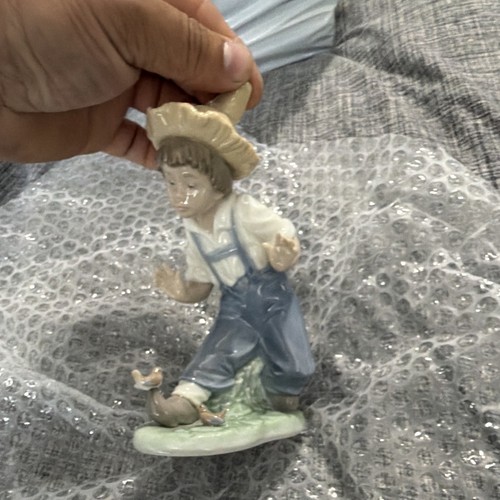 Nao lladró porcelain figurine - lladró,
