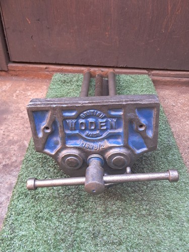 Vintage woden 188 - woden, b