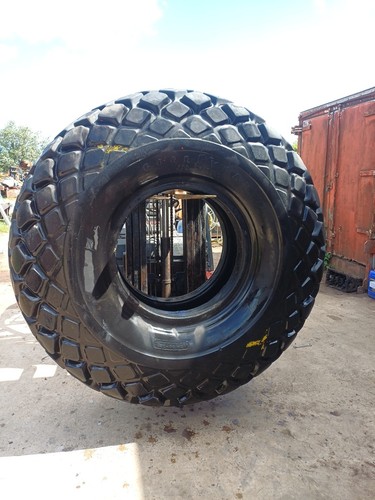 Goodyear all weather - 24.00-32,