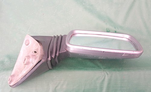 Right hand rearview mirror - hand,