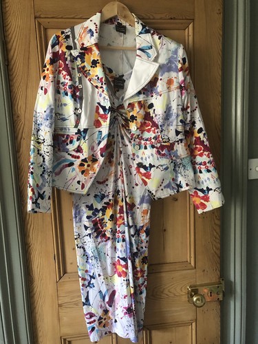 Ladies dress outfit - dress, pause