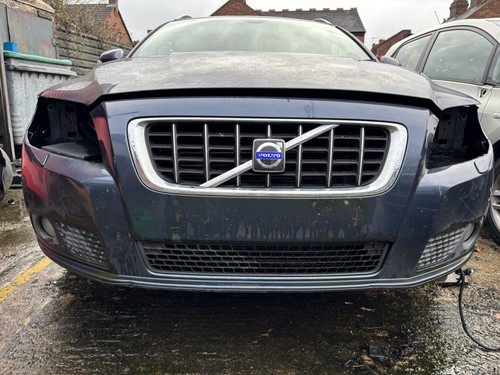 Volvo v70 lux - v70, d5
