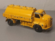 Budgie Model: Tanker, Die