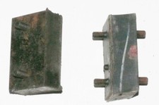 AUSTIN A60 CAMBRIDGE ENGINE MOUNTS