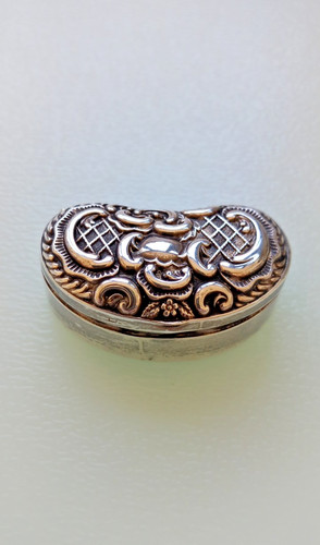 Antique silver snuff pill - snuff,