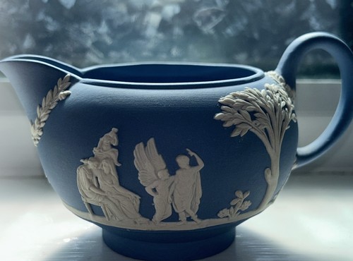 Wedgwood blue jasper ware - blue,