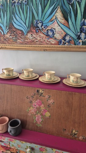 Keele pottery cup sets - st,
