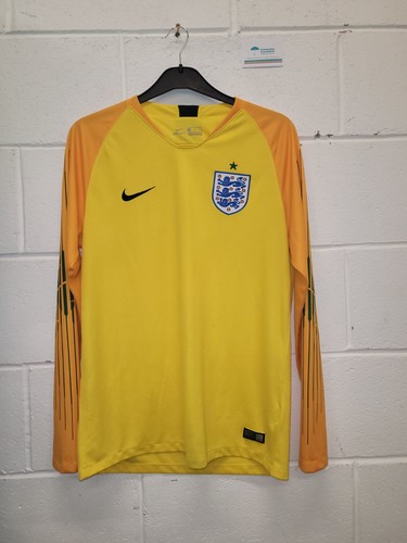 Vintage england goalkeeper - vintage,