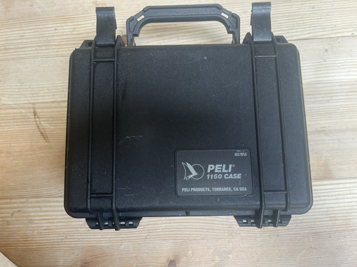 Small peli hard case - small,