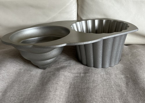 Nordic ware giant - giant, cupcake