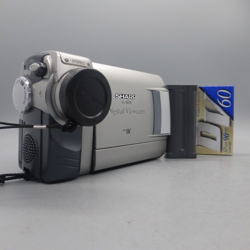 Sharp nz50 handheld minidv - handheld,