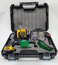 DeWalt Green 3 sides Self