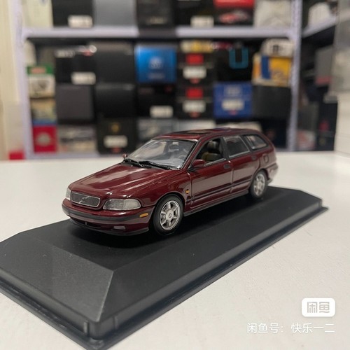Minichamps volvo v40 - /43,